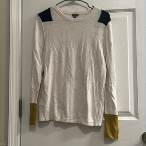Long sleeve block color shirt